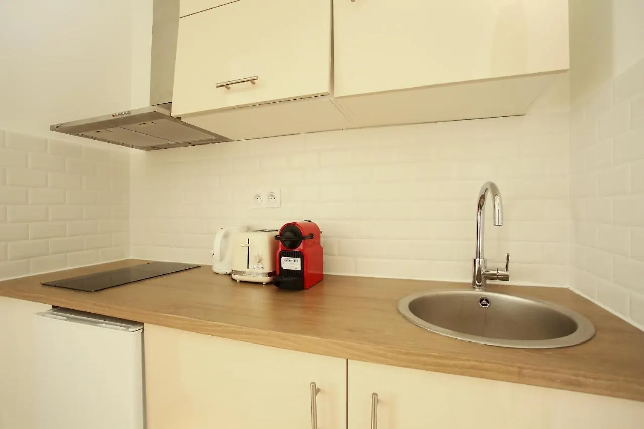 Rent A - Charon Apartment *