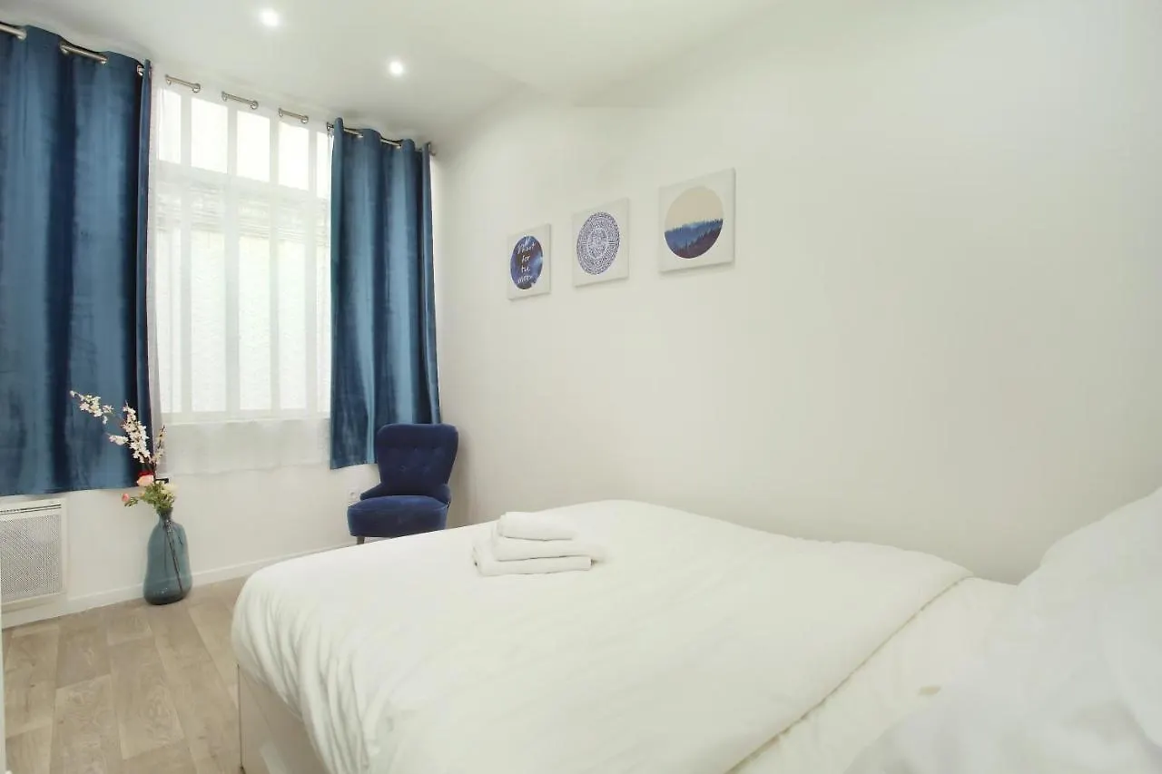 Rent A - Charon Apartment